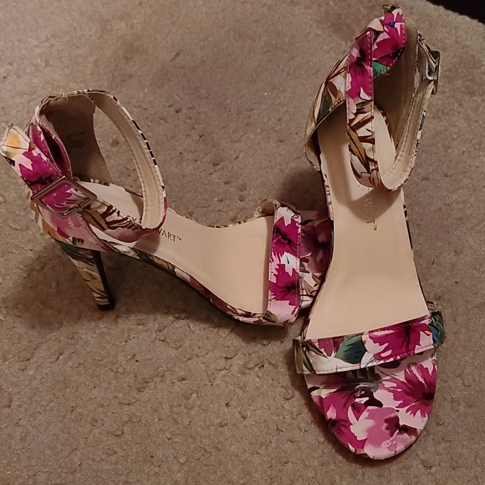 Floral Heel